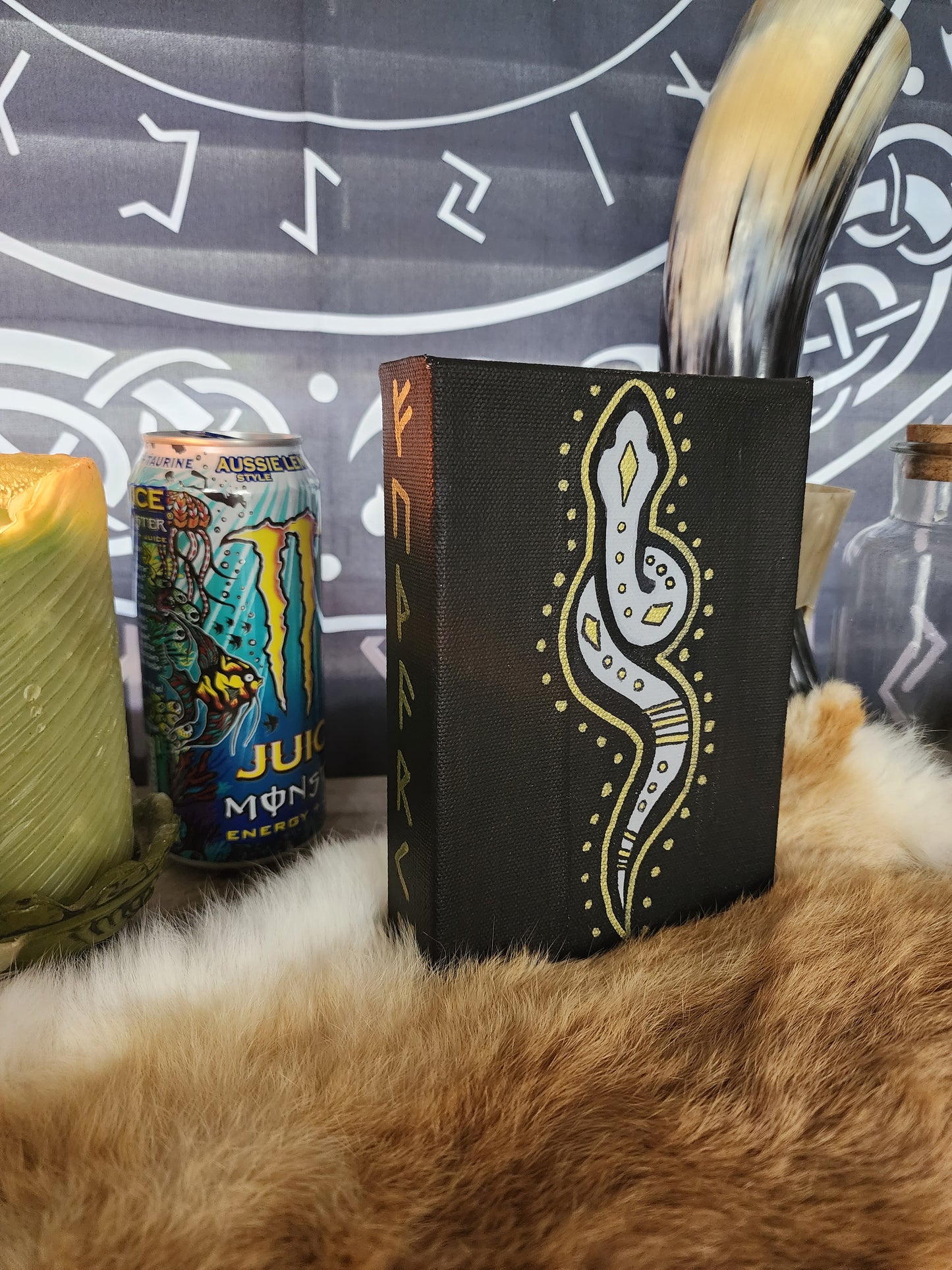 Snake Altar decor